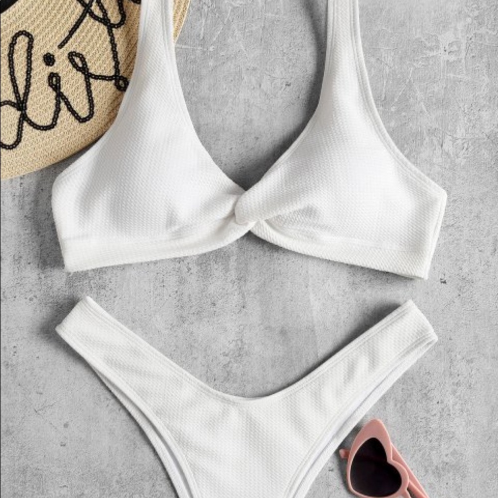Zaful Low Rise Textured Twist Bikini Set - White
